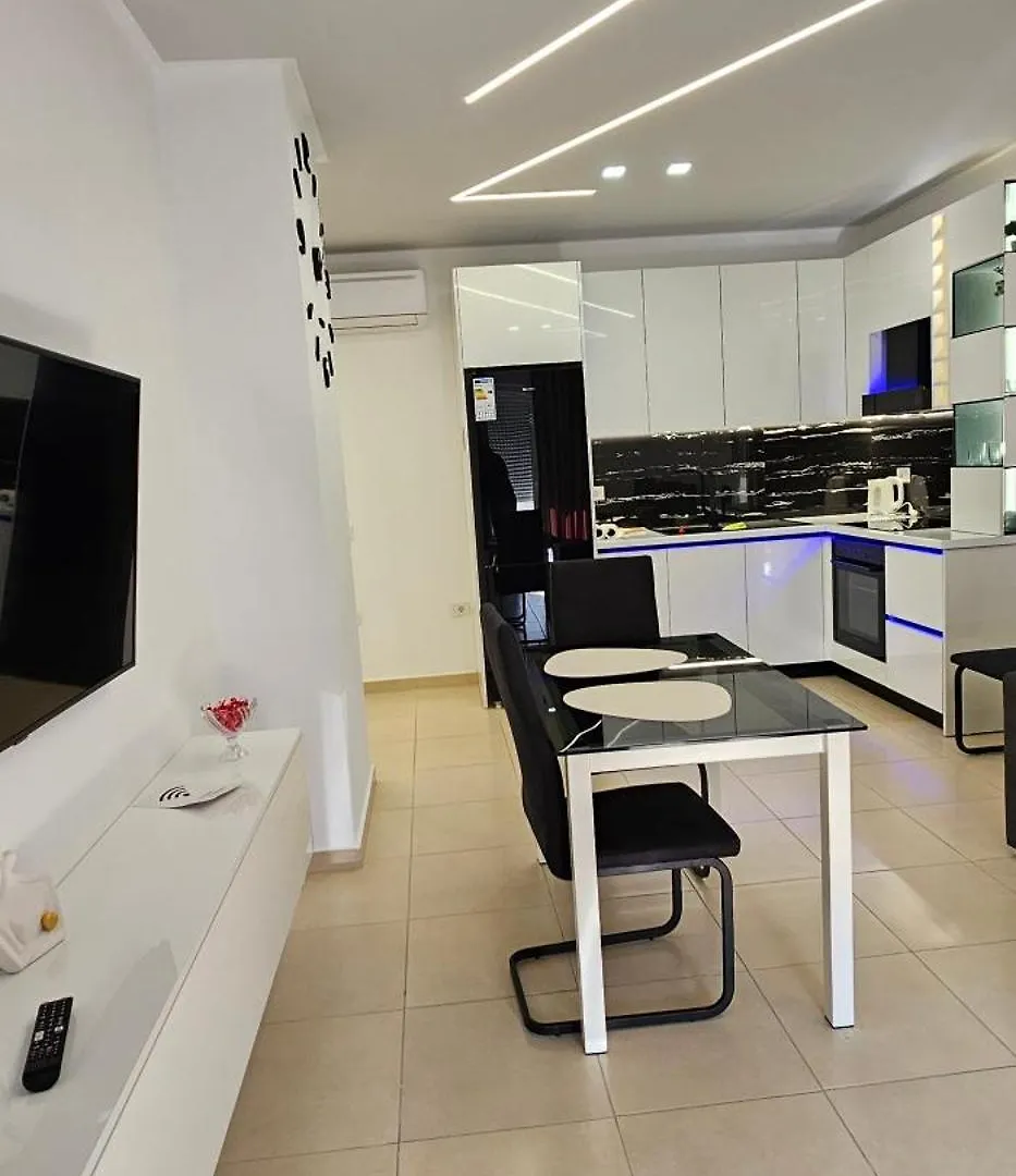 Gpn Apartment Влёра Албания
